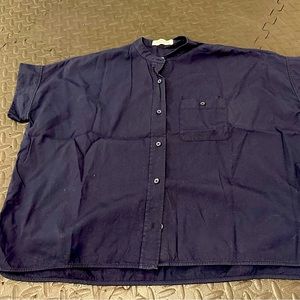 Everlane button down shirt sleeve shirt. Size 0.